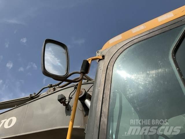 Volvo EC210D Beltegraver