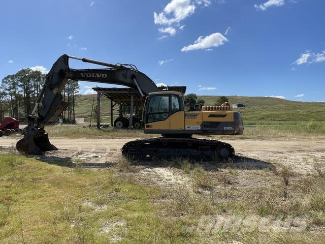 Volvo EC300DL Beltegraver