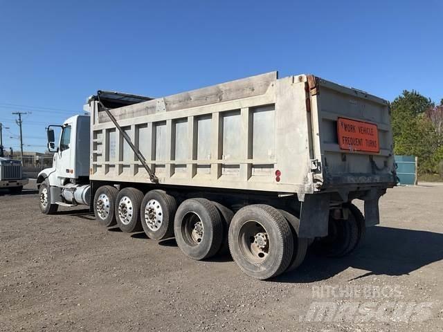Volvo VHD Tippbil