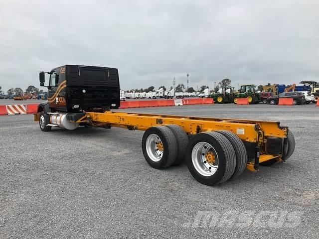 Volvo VHD64F Førerhus og Interiør