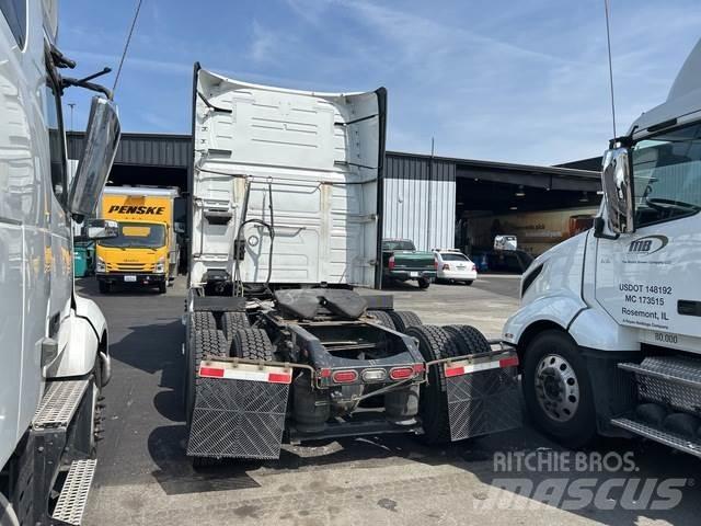 Volvo VNL Trekkvogner