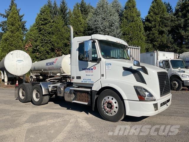 Volvo VNL Trekkvogner