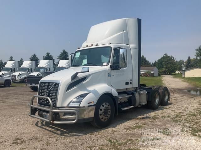 Volvo VNL 300 Trekkvogner