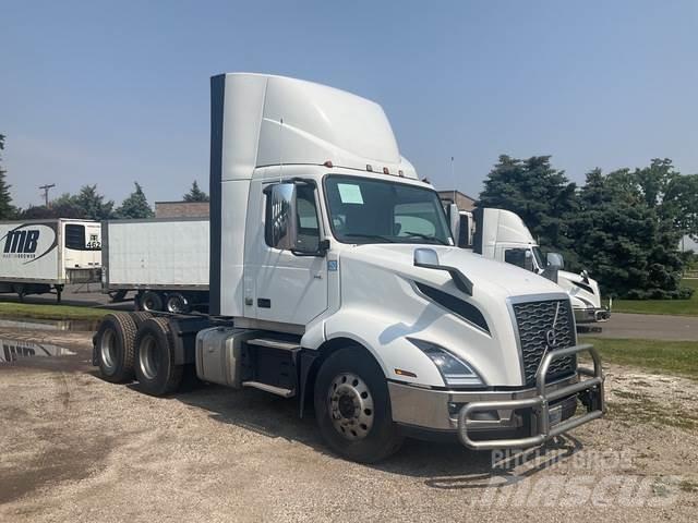 Volvo VNL 300 Trekkvogner