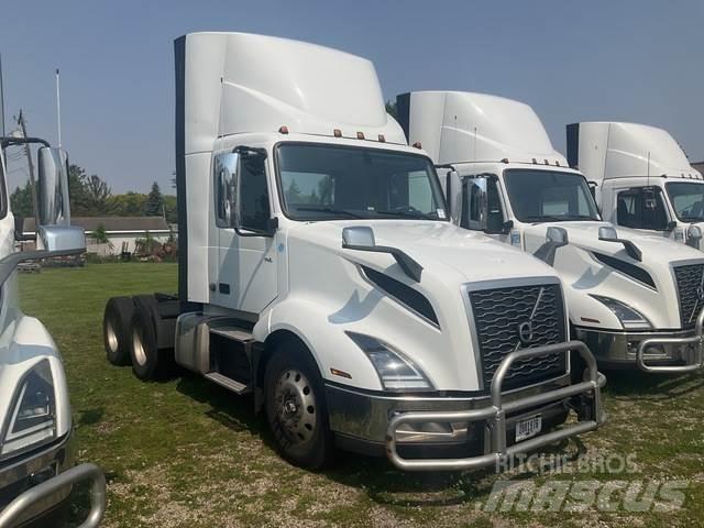 Volvo VNL 300 Trekkvogner