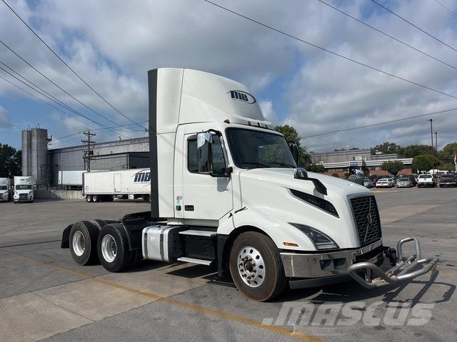 Volvo VNL 300 Trekkvogner
