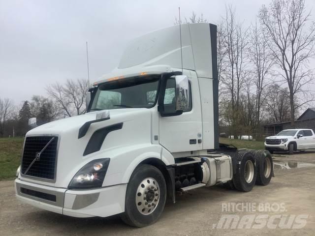 Volvo VNL300 Trekkvogner