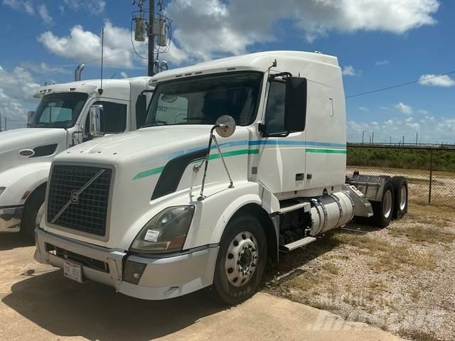 Volvo VNL64T Trekkvogner