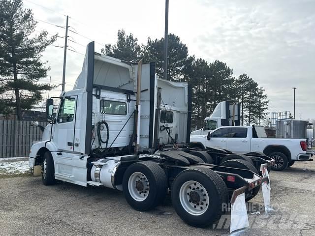 Volvo VNM Trekkvogner