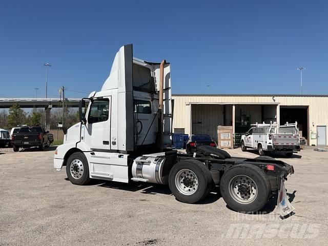 Volvo VNM Trekkvogner