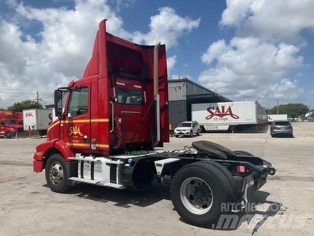 Volvo VNM Trekkvogner