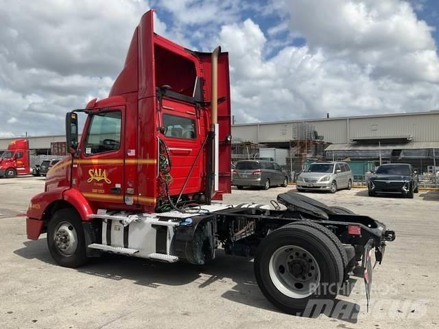Volvo VNM Trekkvogner