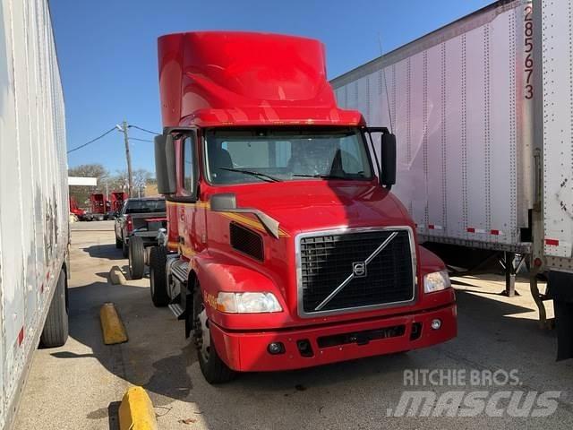 Volvo VNM42T Trekkvogner