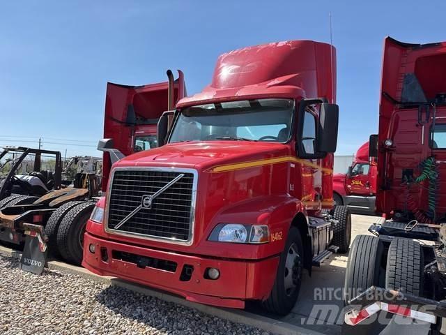 Volvo VNM42T Trekkvogner