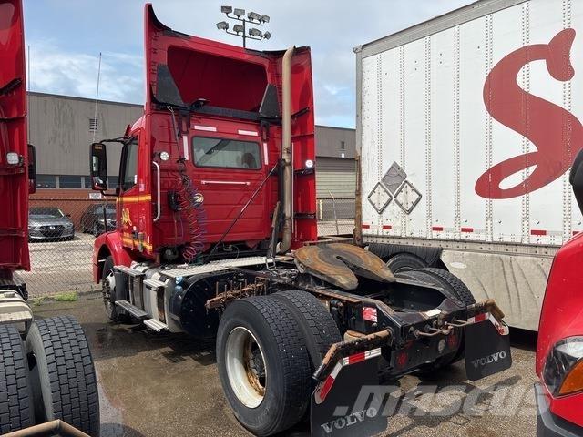 Volvo VNM42T Trekkvogner