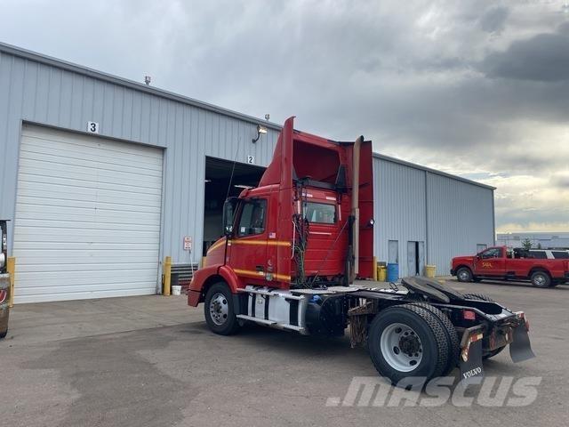 Volvo VNM42T Trekkvogner