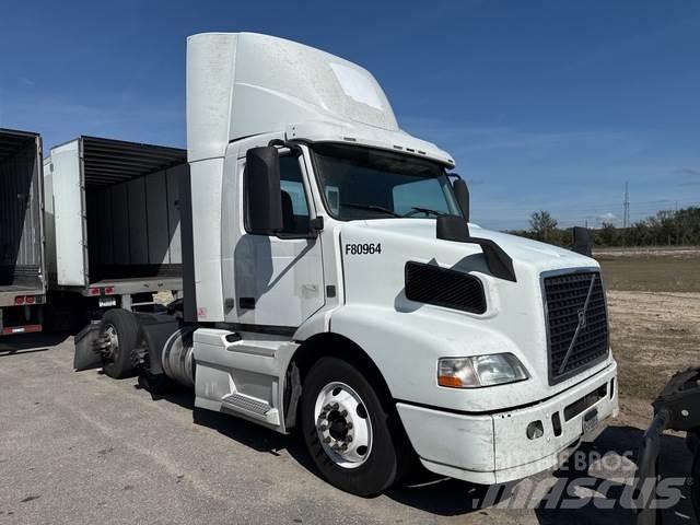 Volvo VNM64T Trekkvogner