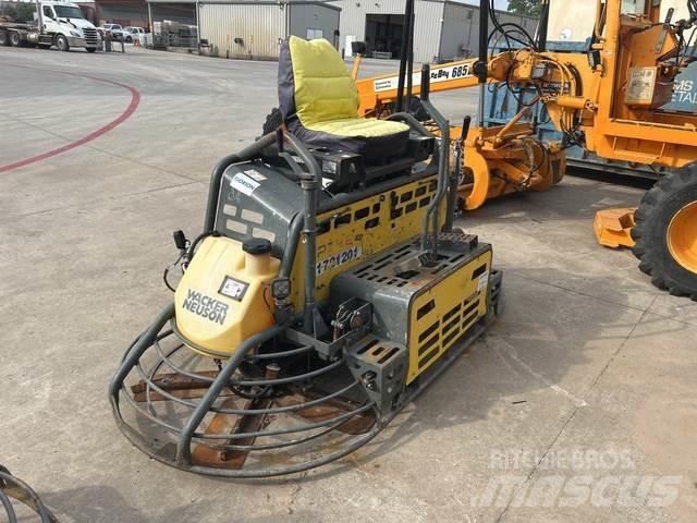 Wacker Neuson  Skje