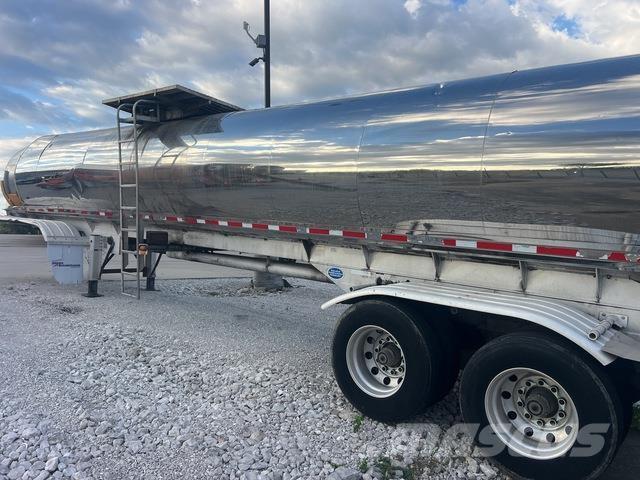 Walker  Tanktrailere