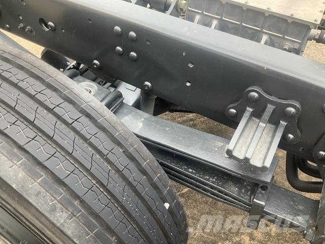 XCMG EAA114R Chassis