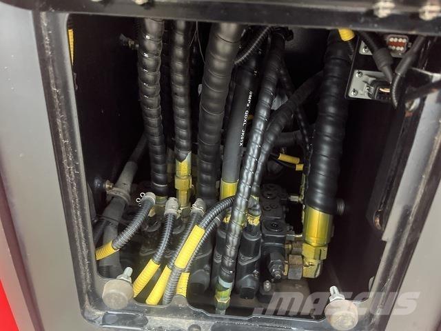 XCMG WF4014 Teleskoplastere