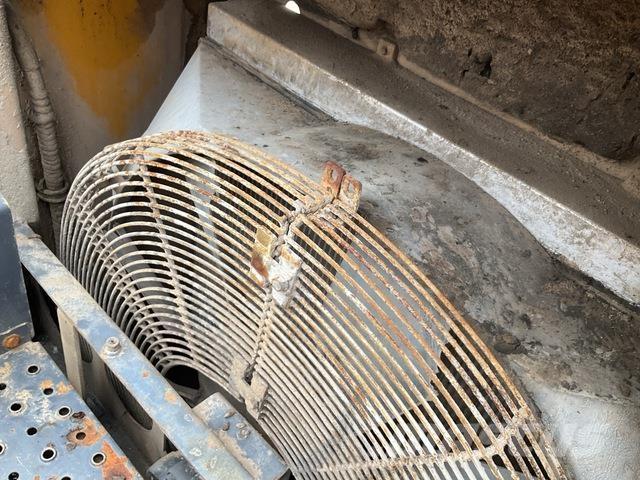 XCMG XE900D Beltegraver