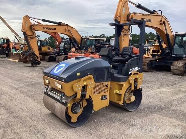 XCMG XMR303S Tandem Valser