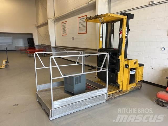 Yale OS030EC Middelsløftende plukketruck
