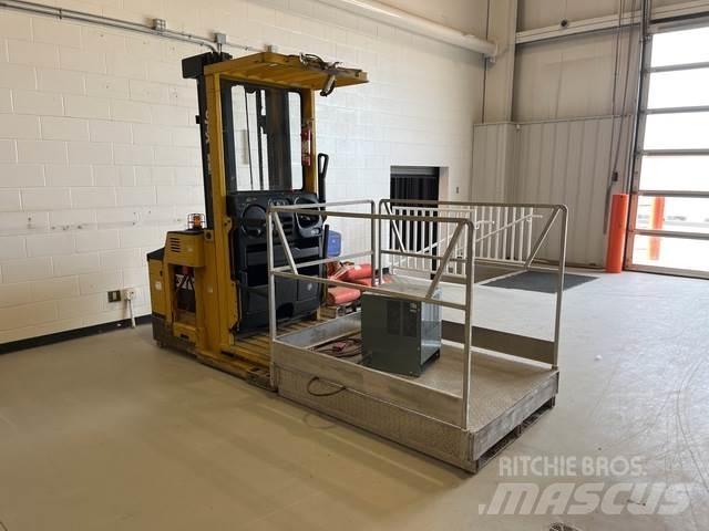 Yale OS030EC Middelsløftende plukketruck