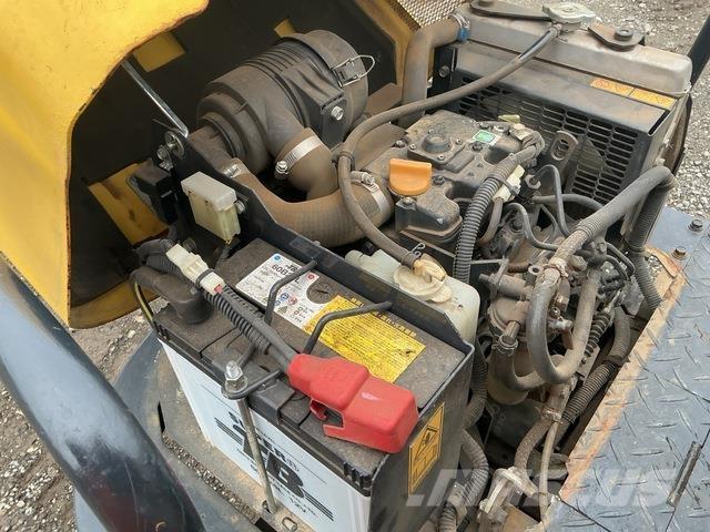 Yanmar C12R-B Beltedumpere