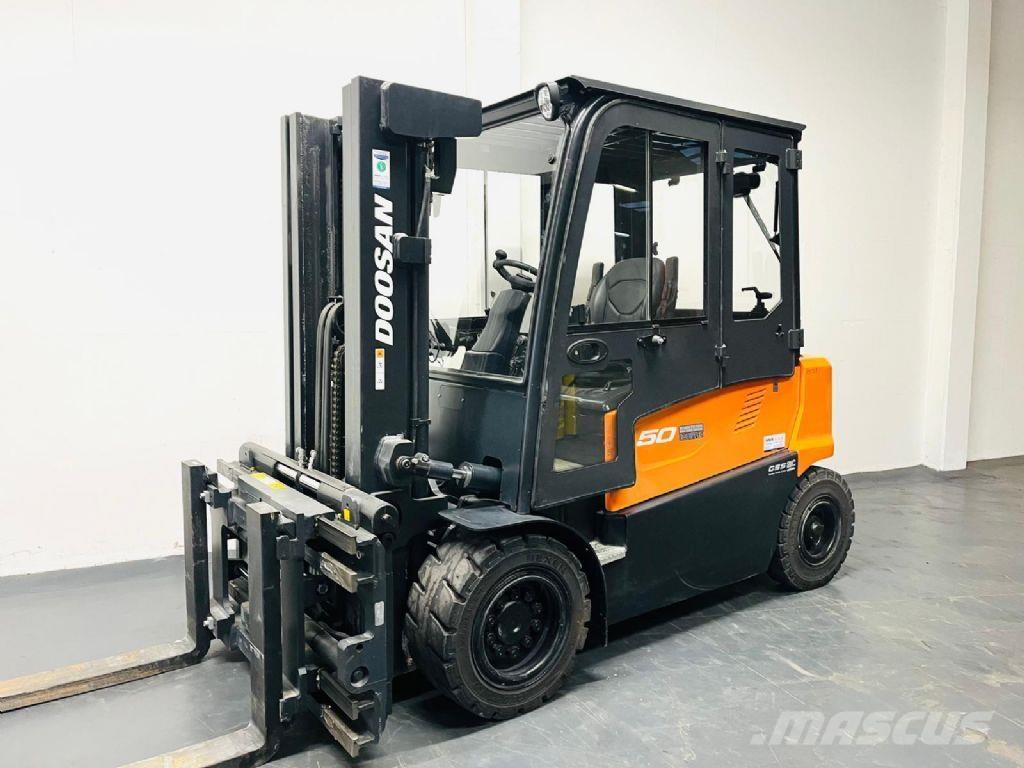 Doosan B50X-7 Elektriske trucker