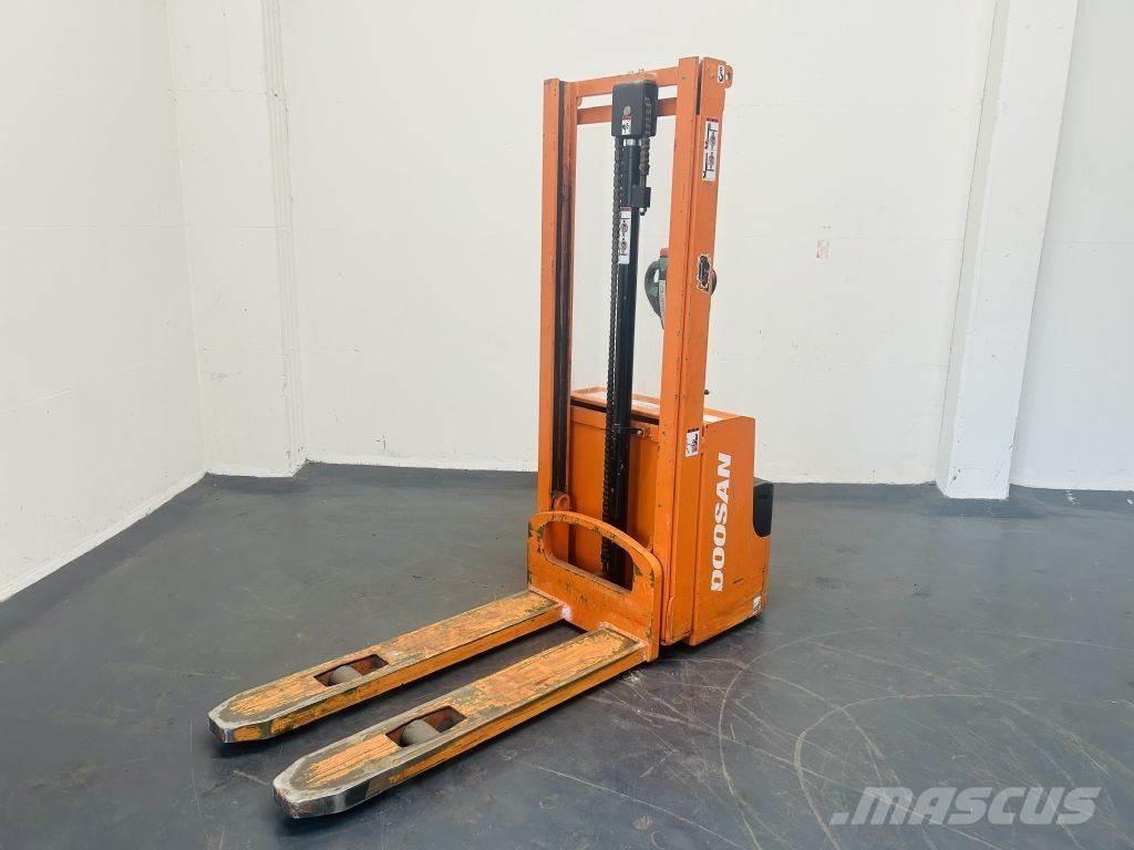 Doosan LEDS12.5C Ledestablere