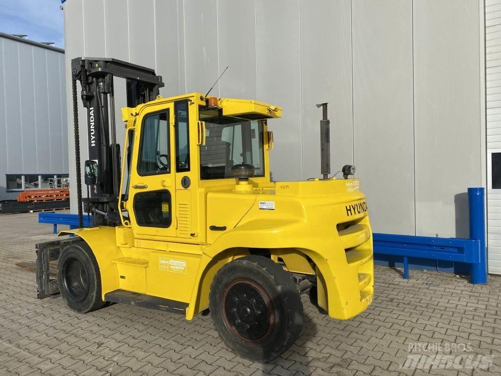 Hyundai 80D-7E Diesel Trucker