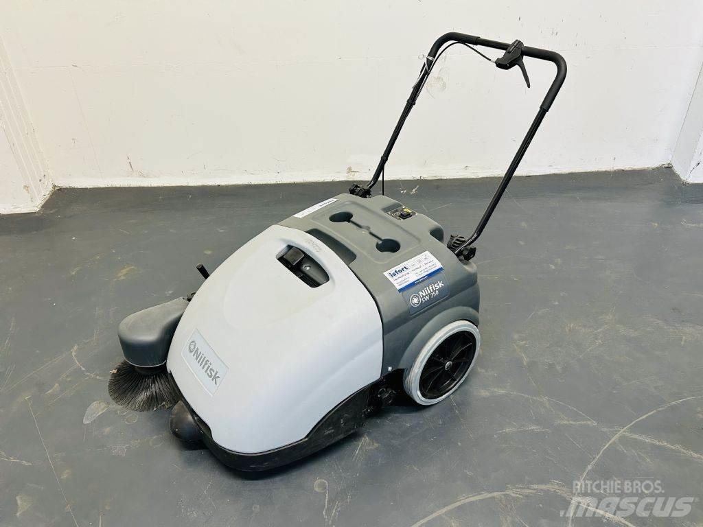 Nilfisk SW750 Feiemaskiner