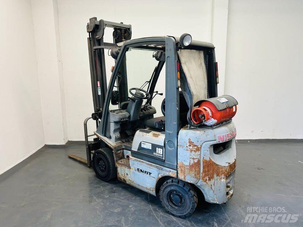 Nissan PD01A18PQ Propan trucker
