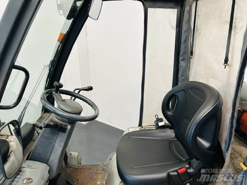 Nissan PD01A18PQ Propan trucker