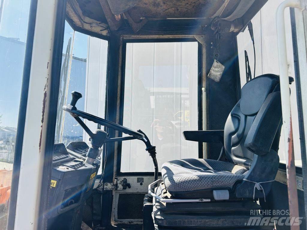 Schaeff KL835 Kompaktlastere