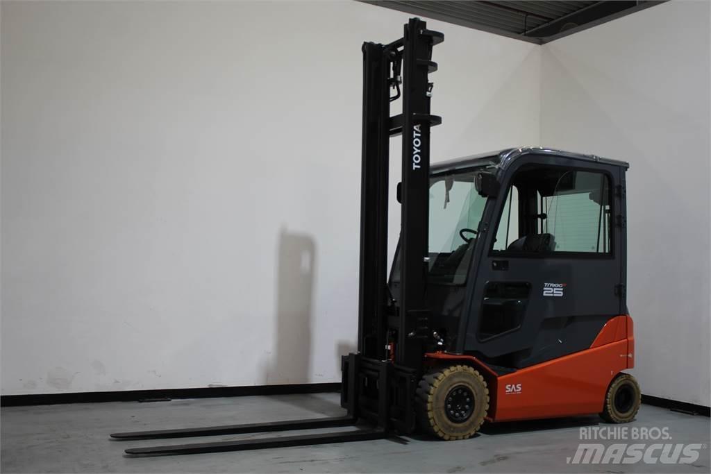 Toyota 8FBMT25 Elektriske trucker
