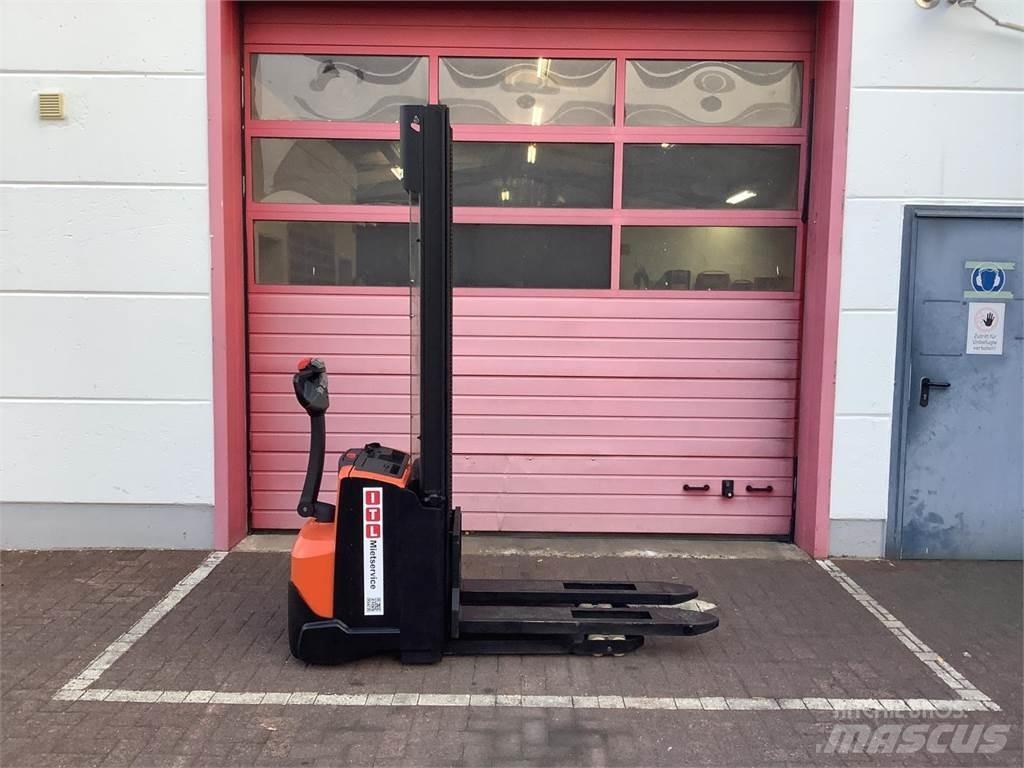 Toyota SWE120 Ledestablere