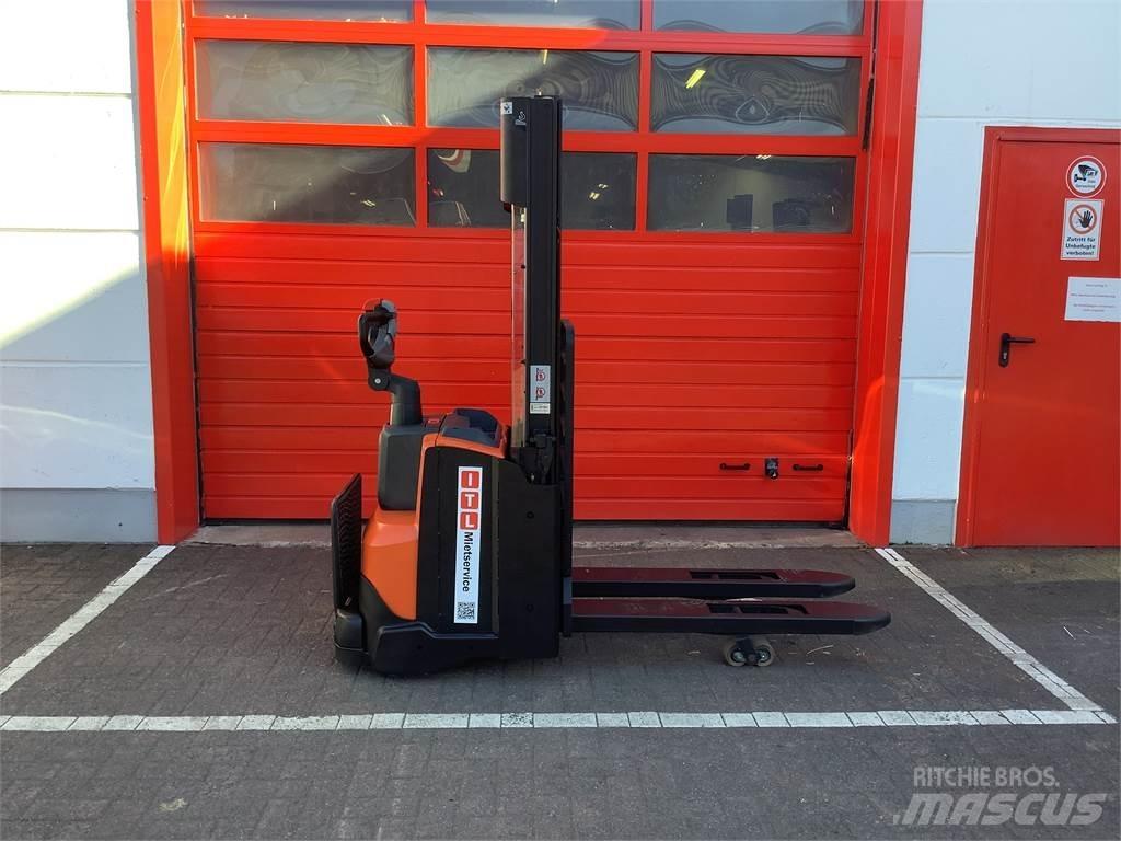 Toyota SWE120L Ledestablere