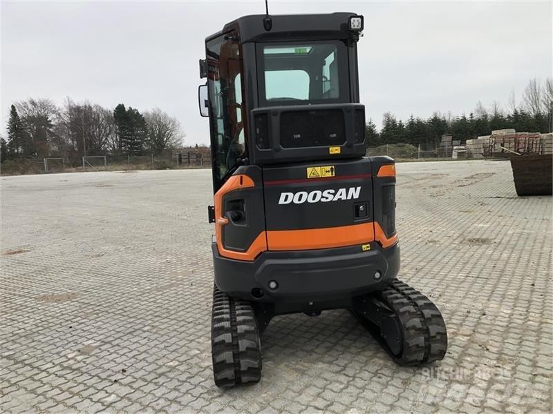 Doosan DX27Z-7 Minigravere <7t