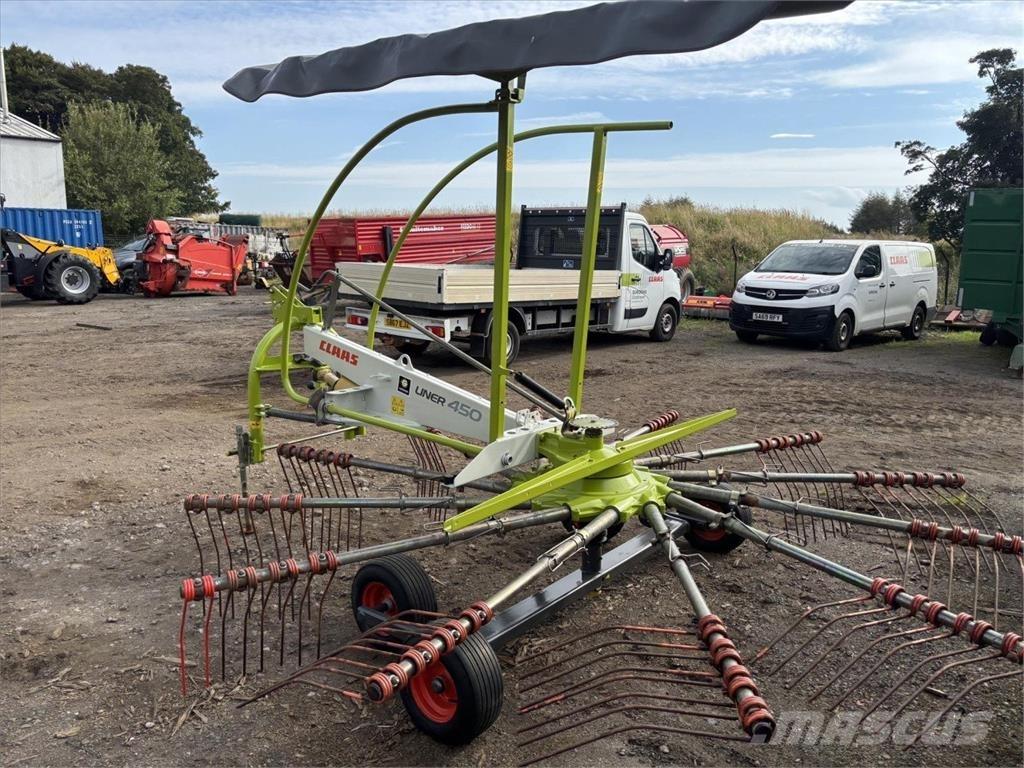 CLAAS LINER 450 Raker og høyvendere