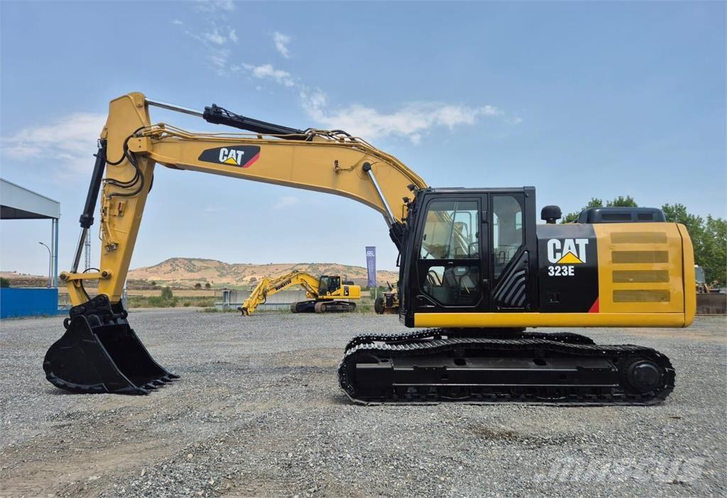 CAT 323ELN Beltegraver