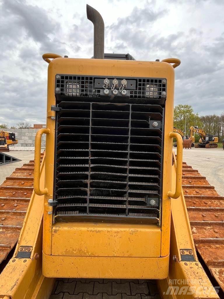 CAT D6N XL Dozere Beltegående