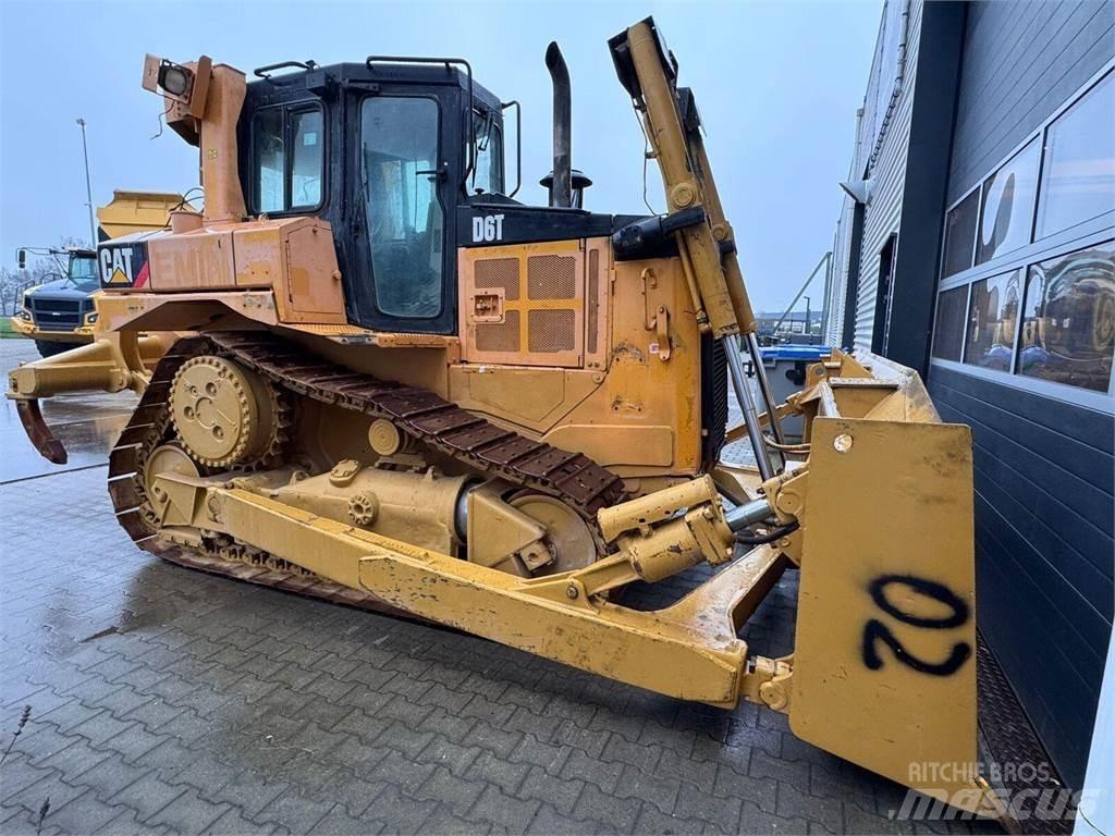 CAT D6T Dozere Beltegående