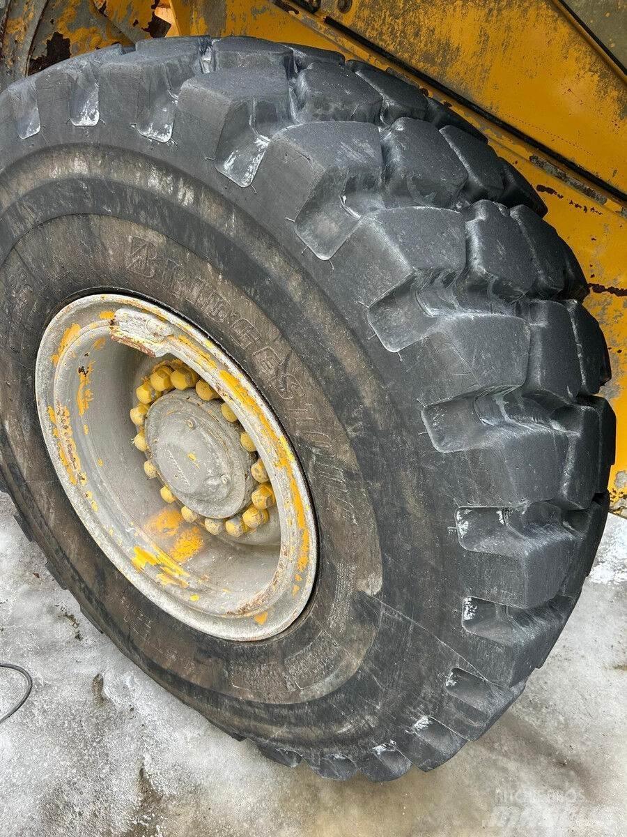 Volvo L90E Beltegraver