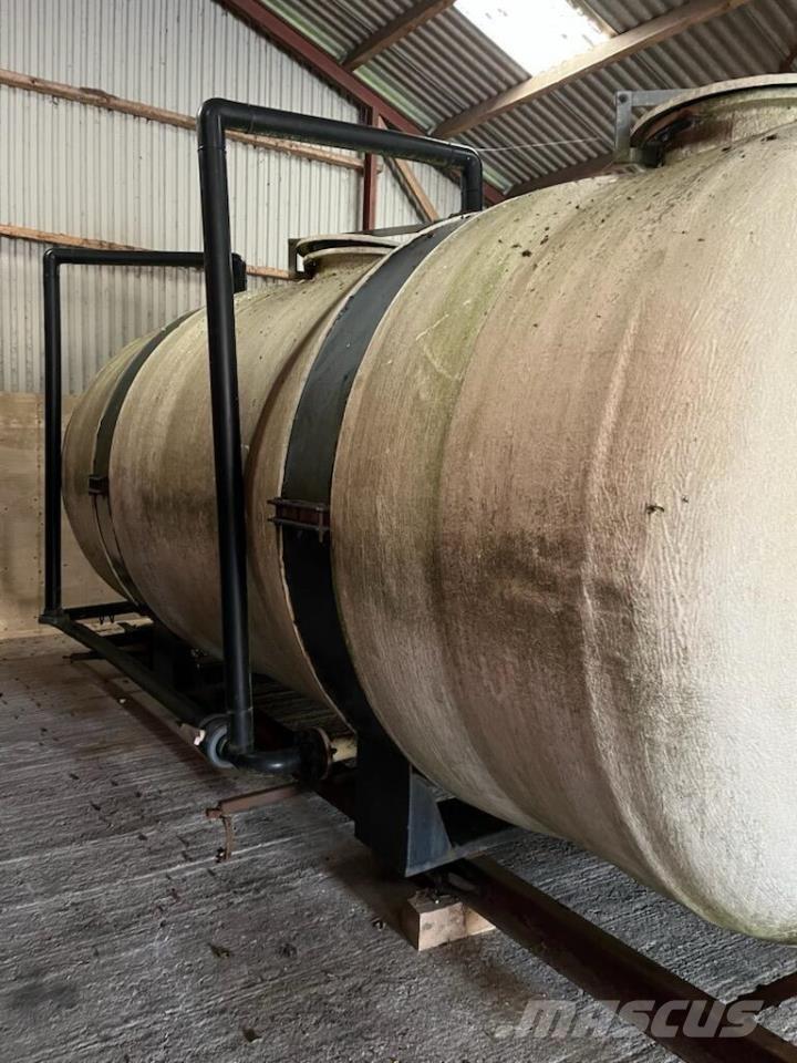  15.000 L vandtank Avlastningsbord, vifter og heiser