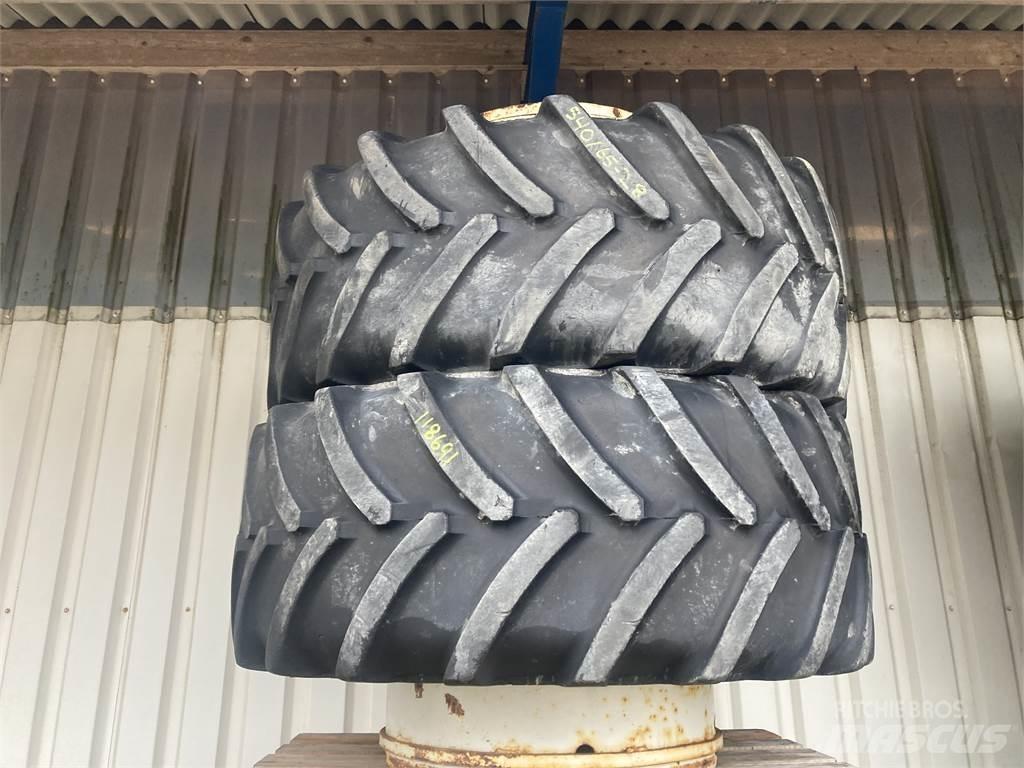  540/65R28 Dekk, hjul og felger