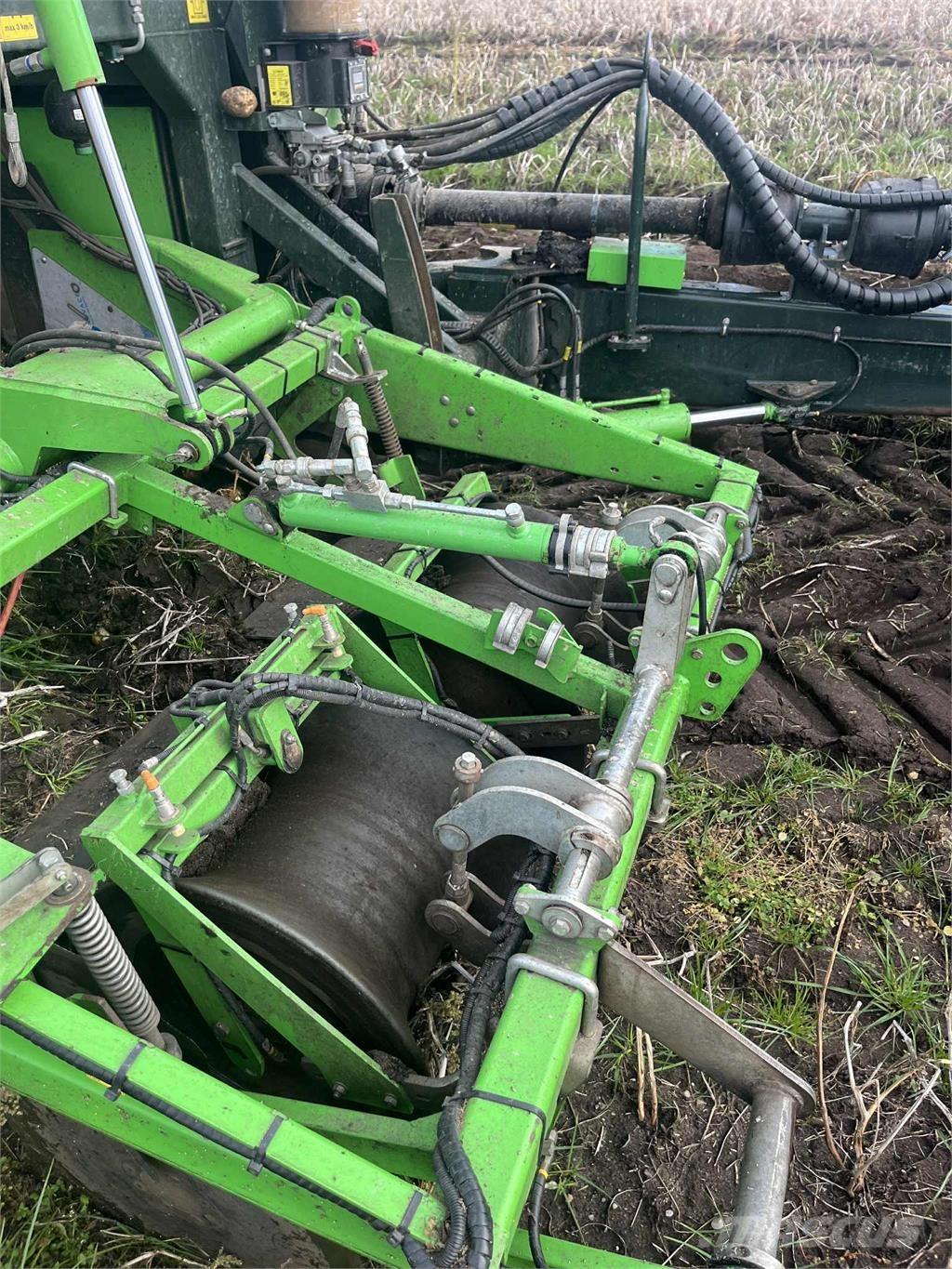 AVR 9200 CR Potetopptakere