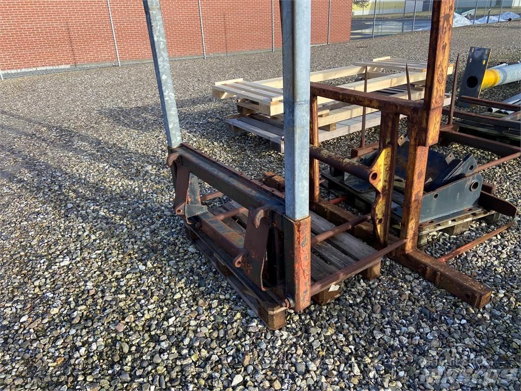  BALLESPYD Frontlastere og graveredskap